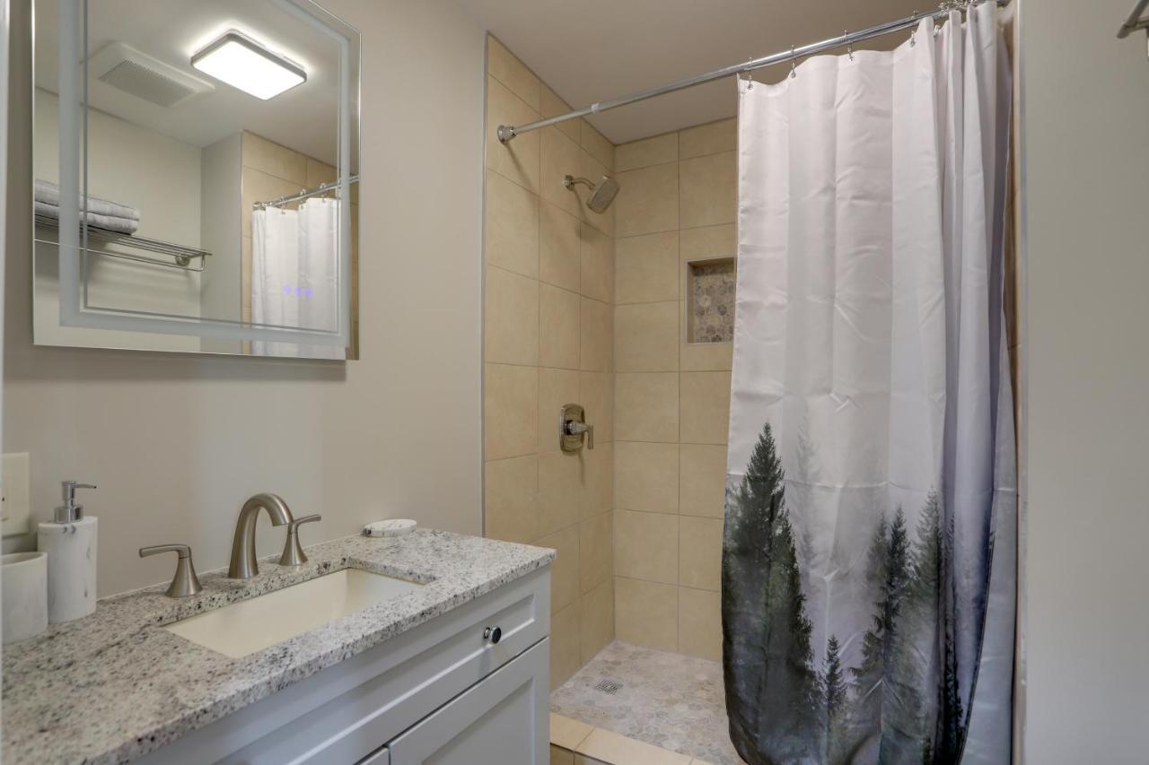 Welcoming Port Clinton Vacation Rental! Екстер'єр фото