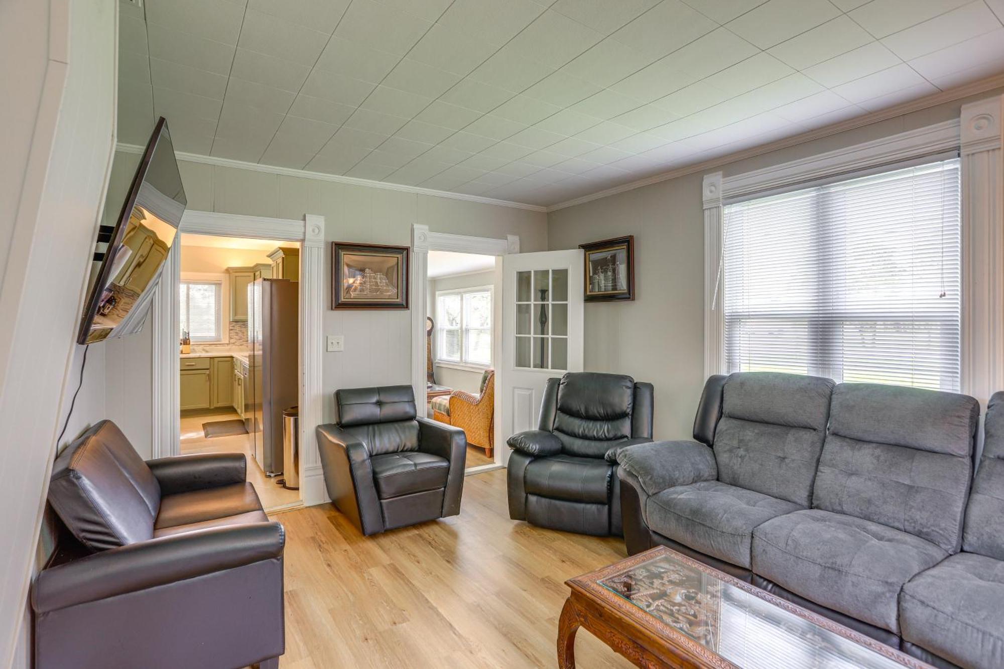 Welcoming Port Clinton Vacation Rental! Екстер'єр фото
