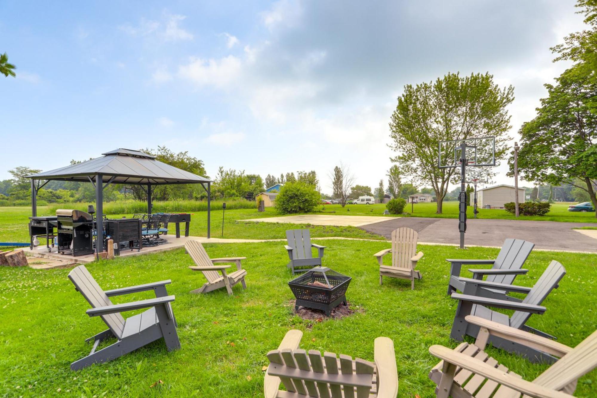 Welcoming Port Clinton Vacation Rental! Екстер'єр фото